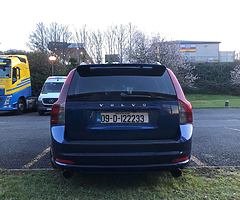 Volvo V50 2.4 D5 240bhp - Image 4/7