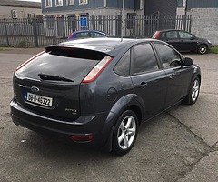 Ford Focus 1.6 Zetec Automatic - Image 9/10