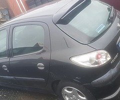 2006 Peugeot 206 1.4 manual no nct , runs very well needs 2 rear shocks sale or parts