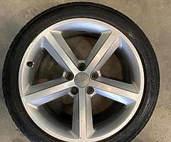 Genuine 18” Audi wheels and tyres