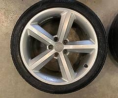 Genuine 18” Audi wheels and tyres