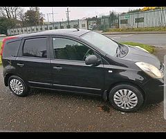 Nissan Note van