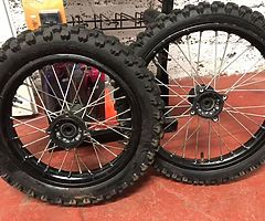 Set of pitbike big wheels