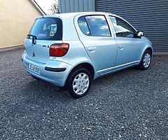 2005 toyota yaris