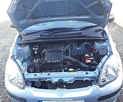 2005 toyota yaris - Image 5/8