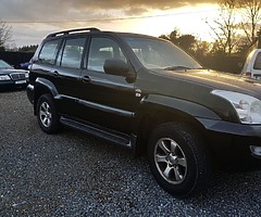 Toyota Land Cruiser crew cab or passenger