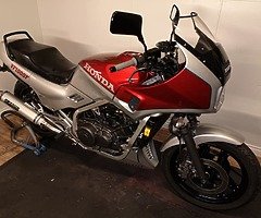 Honda vf1000f