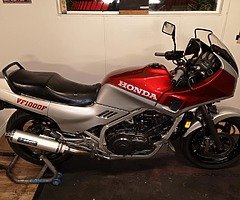 Honda vf1000f - Image 9/9