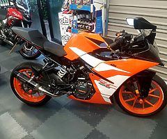 2017 KTM RC125 *ONLY 780 MILES*