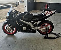 2000 Honda CBR