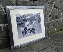 KENNY ROBERTS - Framed Photo Isle of Man TT BSB WSB MOTOgp Joey Dunlop NW200 Ulster Grand Prix Bikes