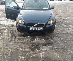 For sales. VOLVO S40 - Image 1/5