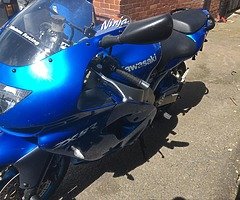 Zx9r kawasaki only 19,000 miles - Image 5/10