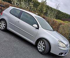 2005 1.4 Volkswagen Golf Sport.