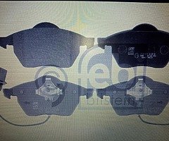 Front Brake pads and disc Audi A4 B7 2.0 tdi 2005