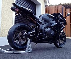 **2006 HONDA CBR1000RR Fireblade**