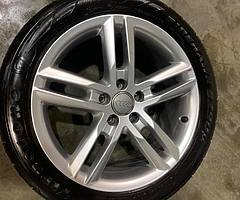 Genuine 18" Audi S line and like new tyres