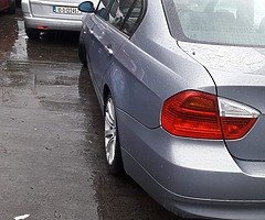 Bmw e90 - Image 1/4