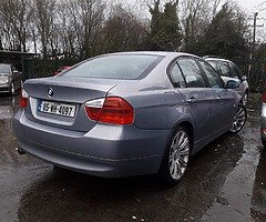 Bmw e90 - Image 2/4