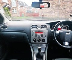 2009 Ford Focus *Good Miles - Image 6/8