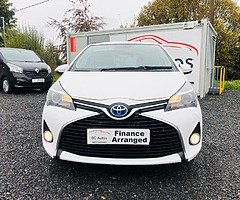 162 YARIS HYBRID - Image 4/10