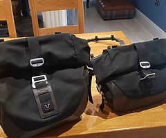 BMW R9T saddlebags - Image 1/5