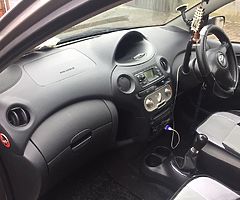 Toyota Yaris - Image 5/10