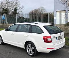 141 Skoda Octavia 1.6Diesel Exclusive swap - Image 5/10