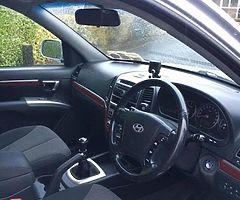 Hyundai Santa Fe 2.2 diesel 7 seater high spec . - Image 5/5