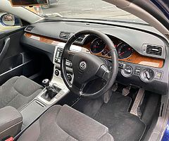 2006 VOLKSWAGEN PASSAT - Image 9/10