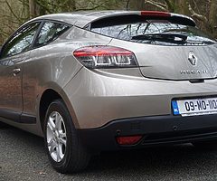 RENAULT MEGANE 2009 1.5 DCI COUPE FSH - Image 9/10