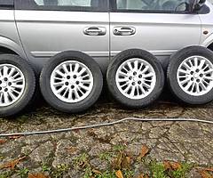 Chrysler Voyager alloys.