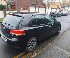 2011 Volkswagen Golf Red TDI 1.6