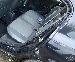 Vauxhall corsa 1.4 petrol automatic - Image 5/6