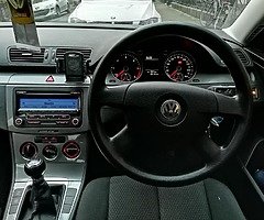 09 VW Passat, 2.0 tdi - Image 10/10