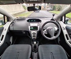 Toyota Yaris NCT & TAX (Manual) - Image 4/10