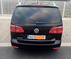 Volkswagen Touran 2014 AUTOMATIC