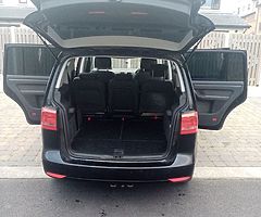 Volkswagen Touran 2014 AUTOMATIC - Image 4/10