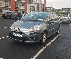 Clean family citroen C4, 5 Seater, 96000 miles