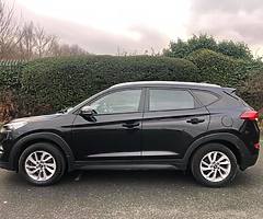 162 Hyundai Tucson 1.7 Diesel Executive - Image 4/10