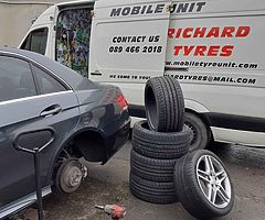 Mobile tyre unit.