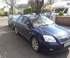 2003 toyota avensis