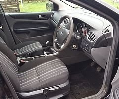 09 Ford Focus - Image 4/6