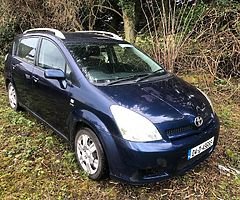 2004 Toyota Corolla Verso 1.6 NCT&TAX (NEEDS REPAIRS)