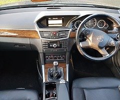 2010 Mercedes E200