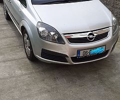 Opel zafira 1.6 petrol .