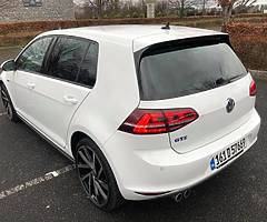 VW GOLF GTE 205 BHP HYBRID - Image 4/10