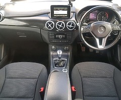 142 Mercedes B Class - Image 8/9