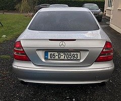 Mercedes Benz e 200 sport