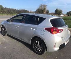 Toyota aruis for sale